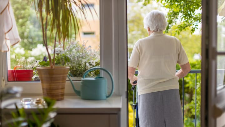 Social isolation and dementia