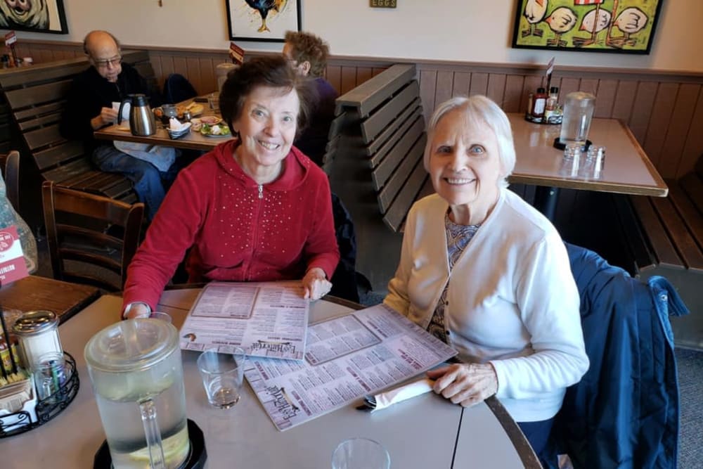 senior residents ordering a meal
