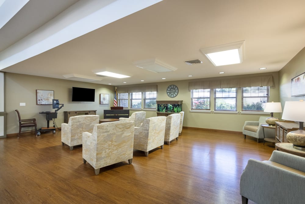 Enjoy our Memory Care Facility's Dining Area at Highline Place